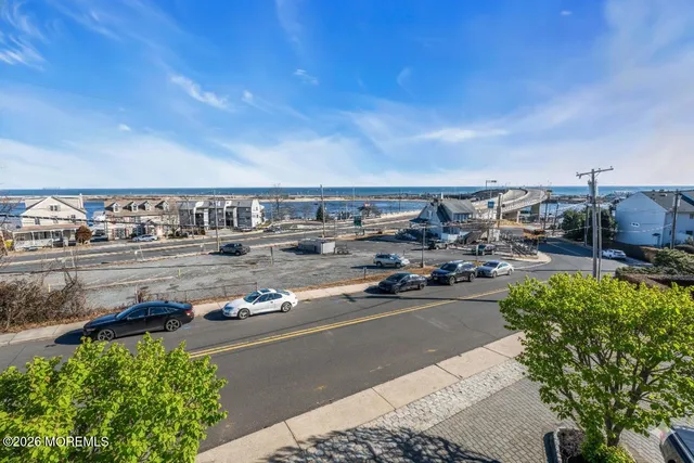 $3,900 | 23 East Mnr Square, Highlands, NJ 07732