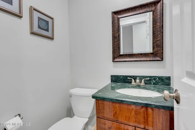 $3,900 | 23 East Mnr Square, Highlands, NJ 07732