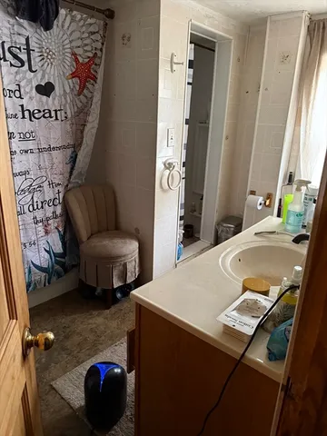 $989,900 | 181 Pond Street, Leominster, MA 01453