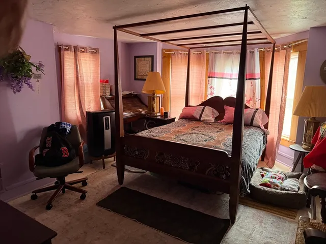 $989,900 | 181 Pond Street, Leominster, MA 01453