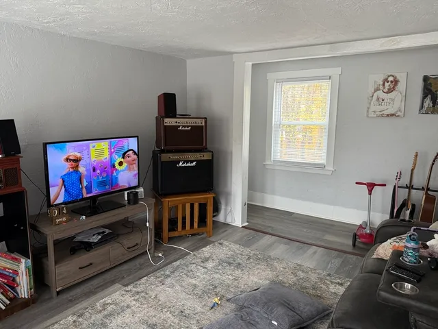 $989,900 | 181 Pond Street, Leominster, MA 01453