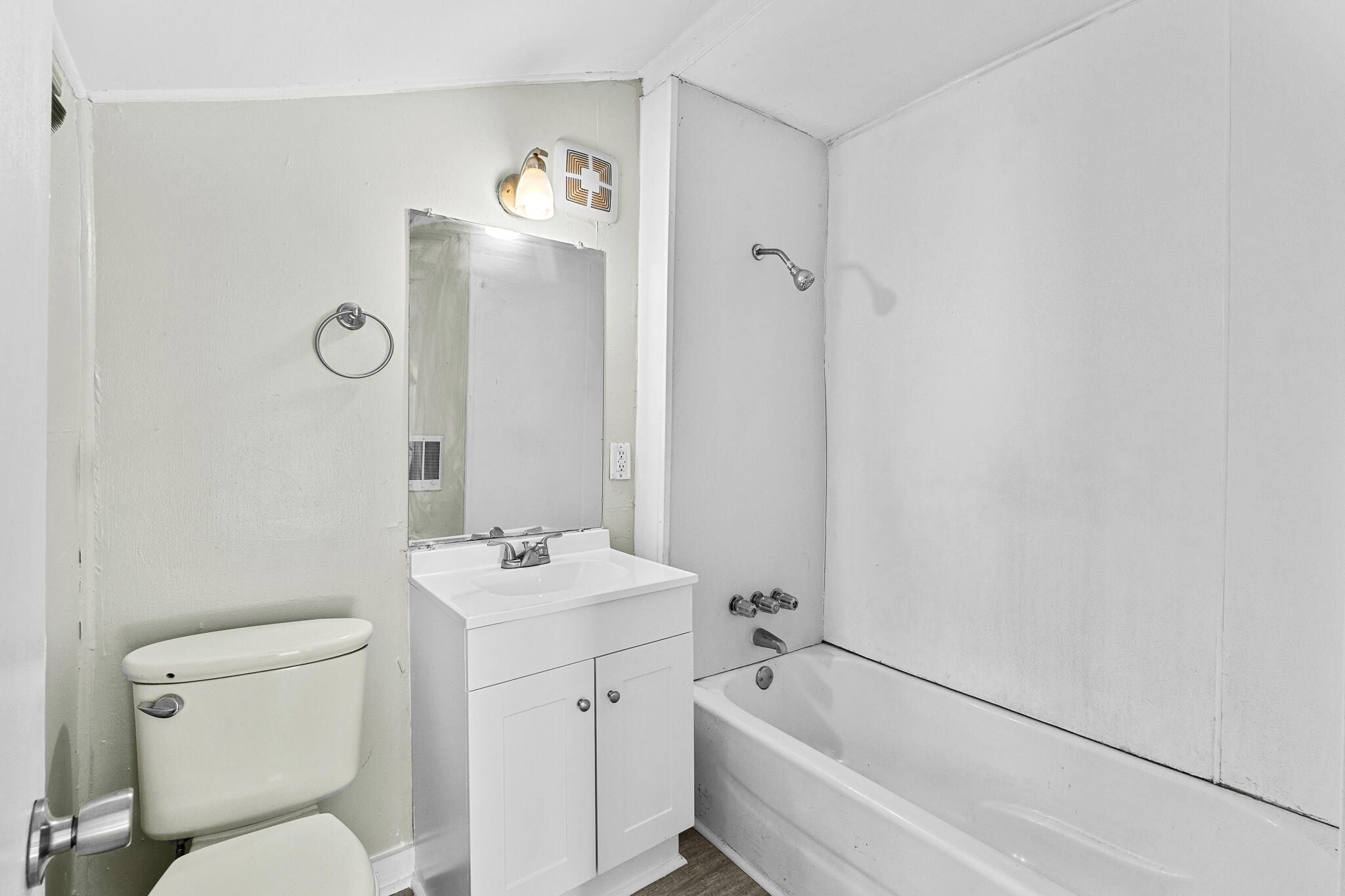 2005 Walker Street Augusta, GA 30904 - Photo 10 of 14 2005 Walker Street Extension Augusta GA 30904