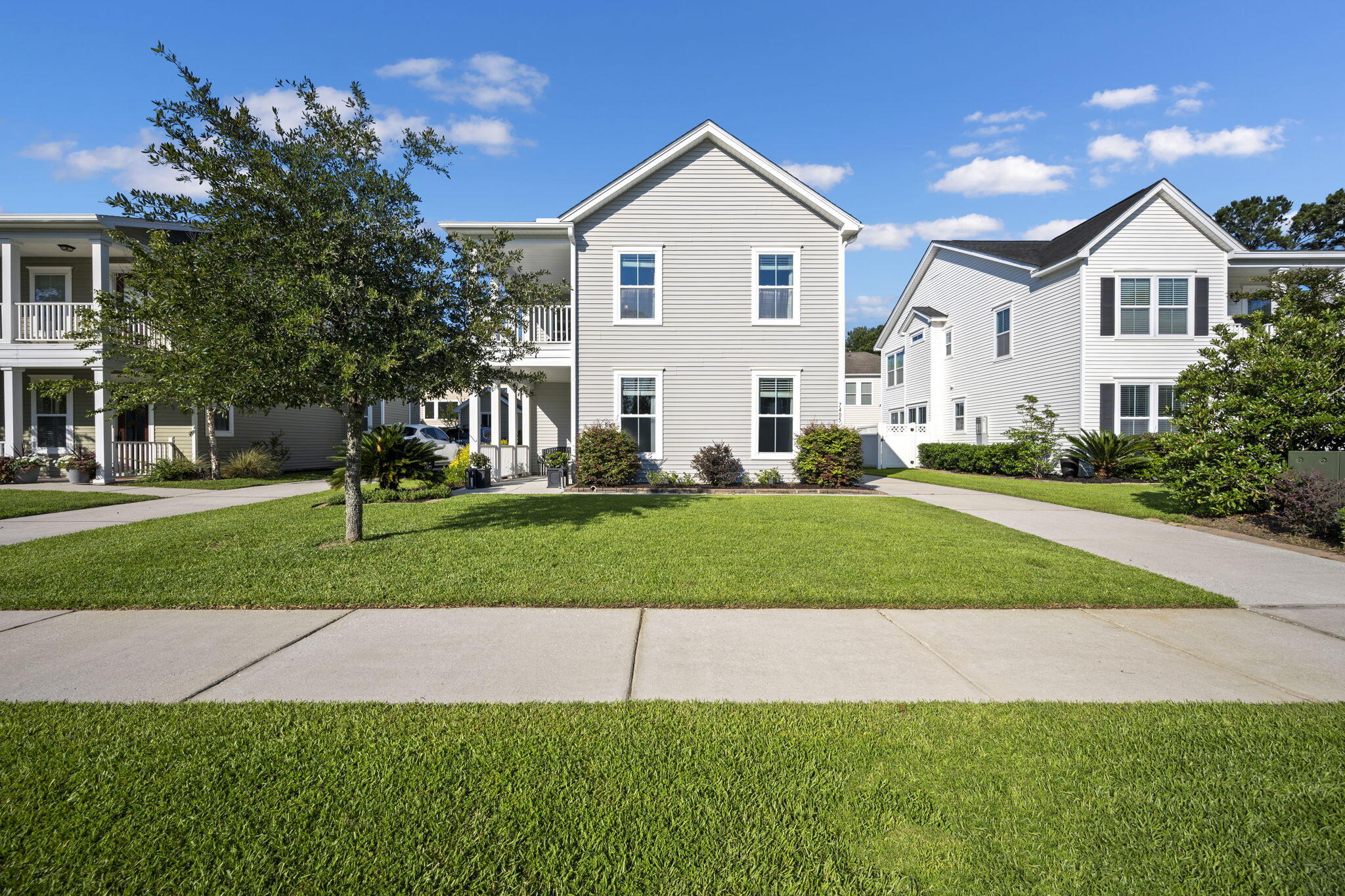 7405 Purser Lane Hanahan, SC 29410 - Photo 2 of 44 2-web-or-mls-DSC_9654