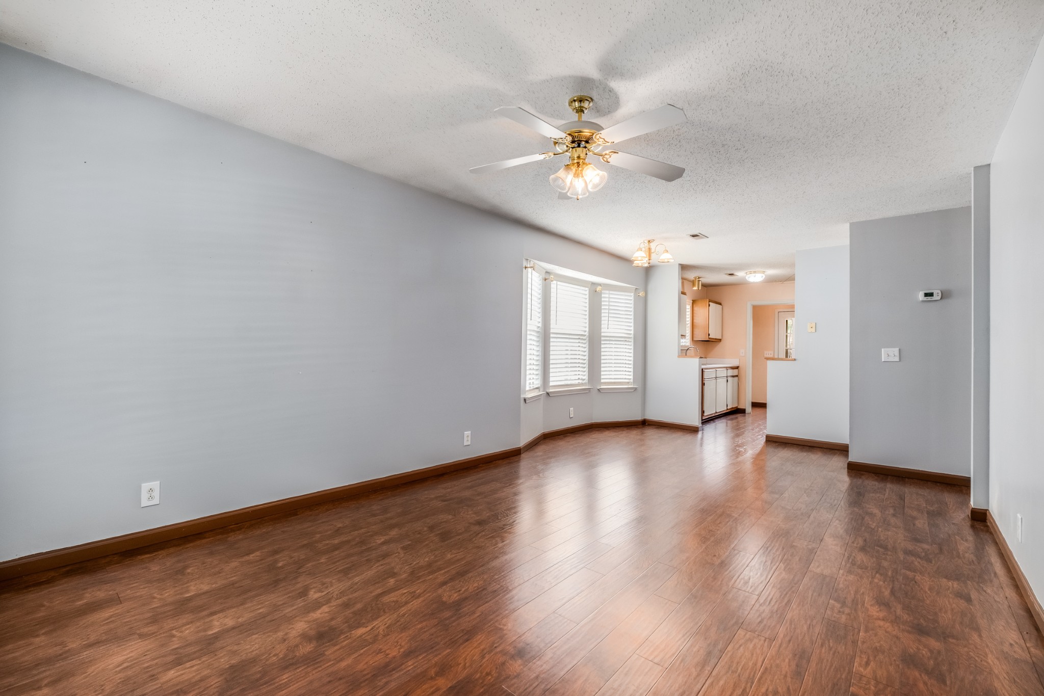 2131 South Rutherford Boulevard Murfreesboro, TN 37130 - Photo 4 of 25 Gallery Image 4