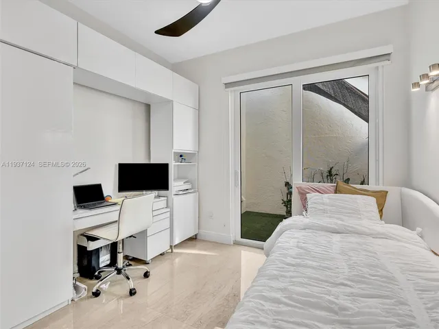 $4,000 | 357 Northwest 154 Avenue, Pembroke Pines, FL 33028