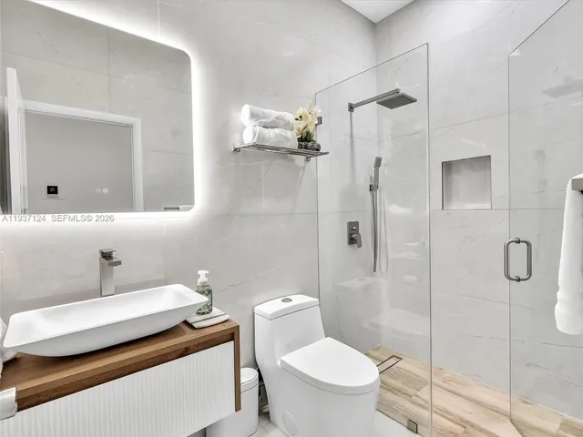 $4,000 | 357 Northwest 154 Avenue, Pembroke Pines, FL 33028