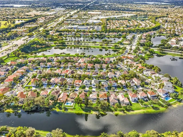 $4,000 | 357 Northwest 154 Avenue, Pembroke Pines, FL 33028