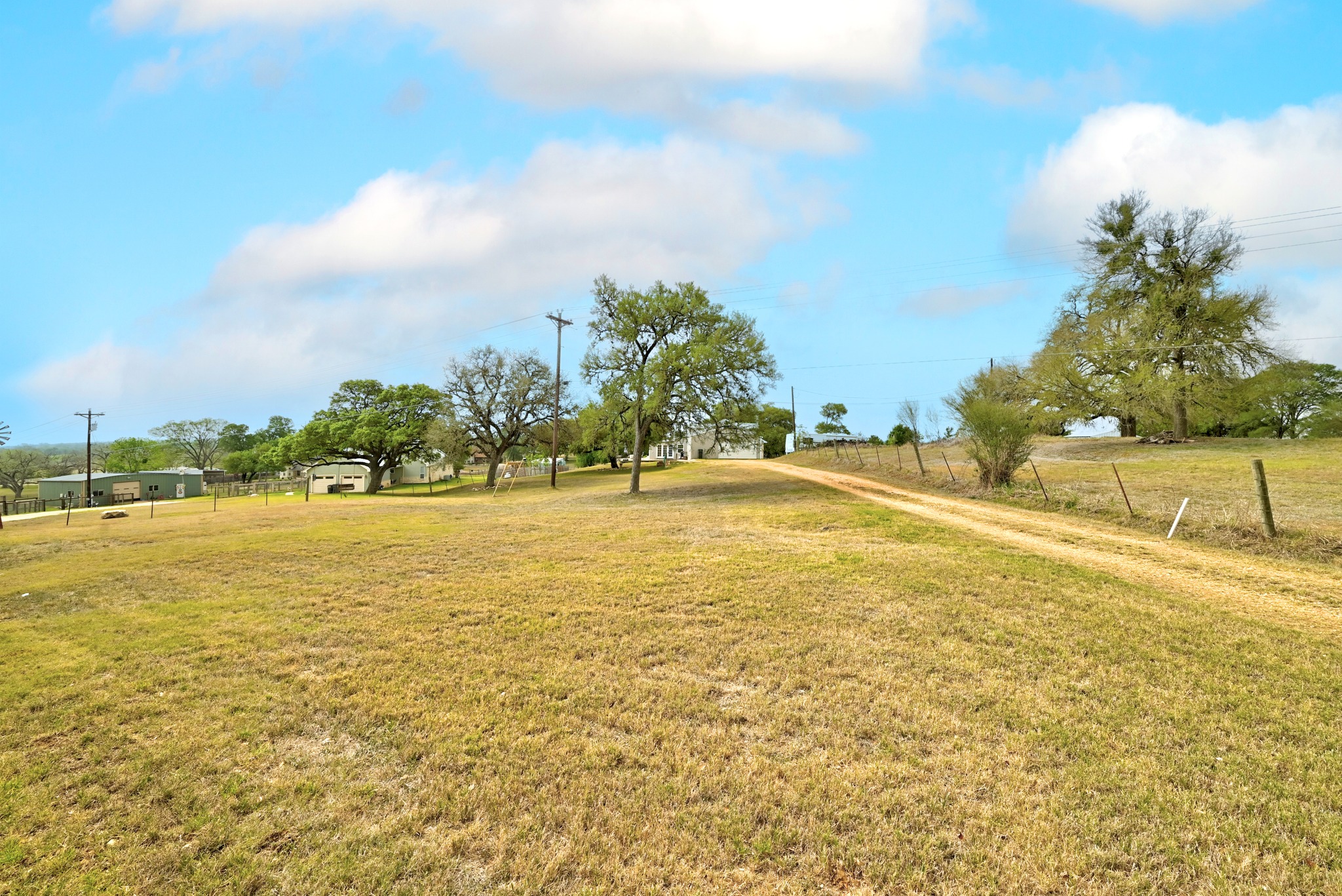 127 KLBJ Road Smithville, TX 78957 - Photo 31 of 39