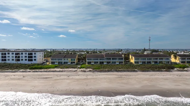 a picture of a bench in a room
