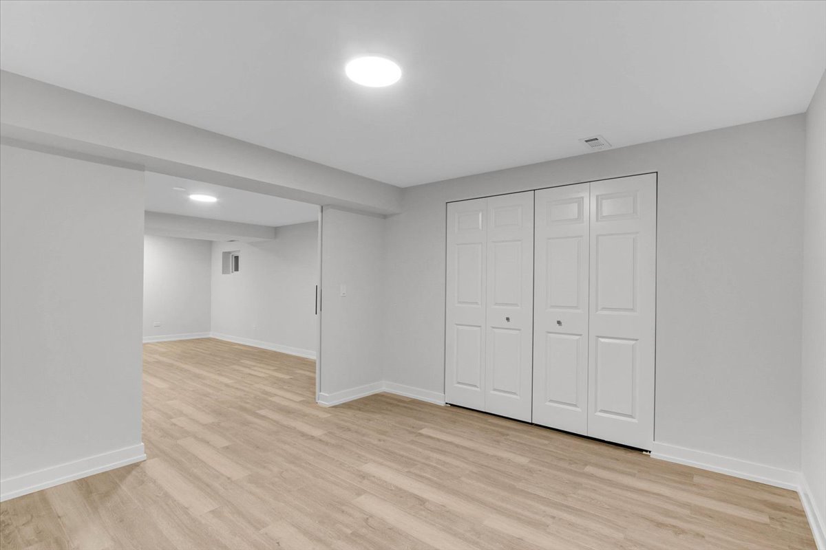 6705 Breckenridge Road Lisle, IL 60532 - Photo 35 of 41 a view of an empty room