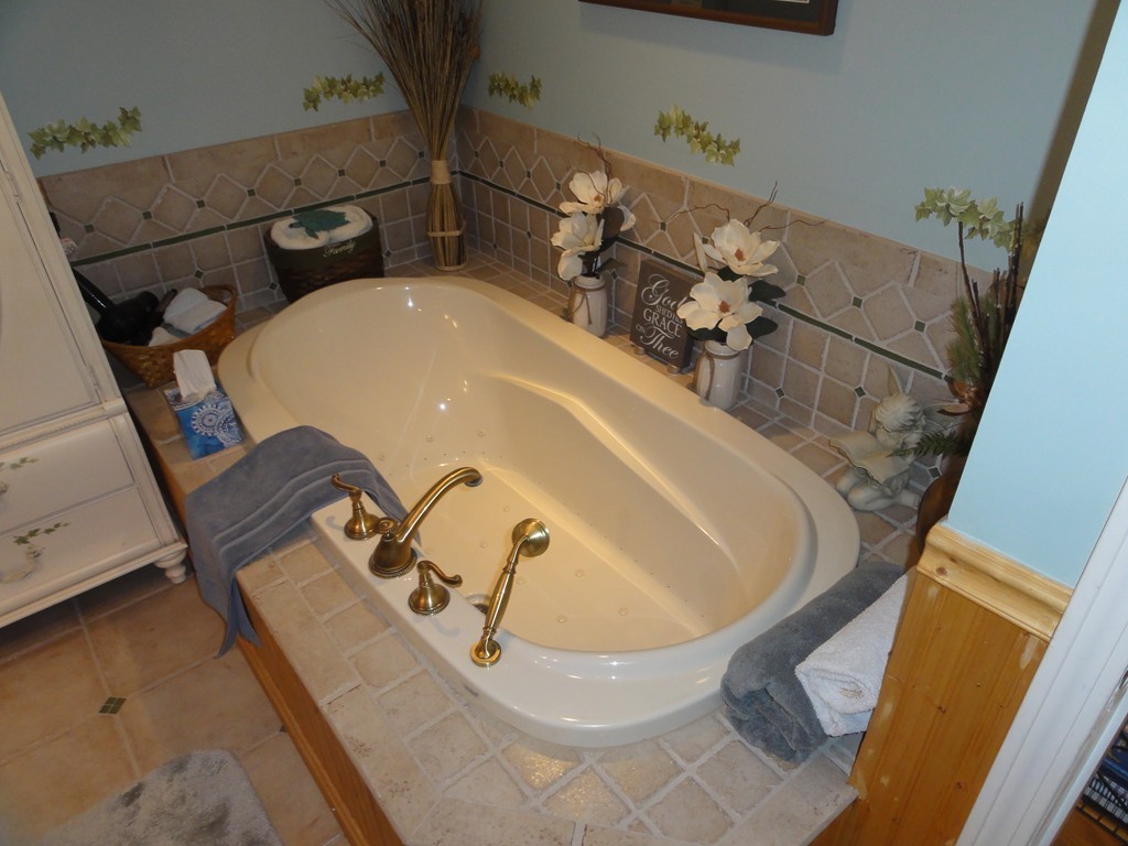 5 Wilson Lane Westford, MA 01886 - Photo 15 of 29 Gallery Image 15