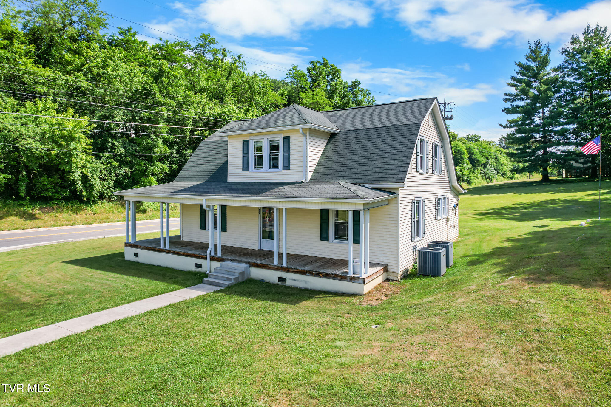1411 Island Road Bristol, VA 24201 - Photo 34 of 46 DJI_0102