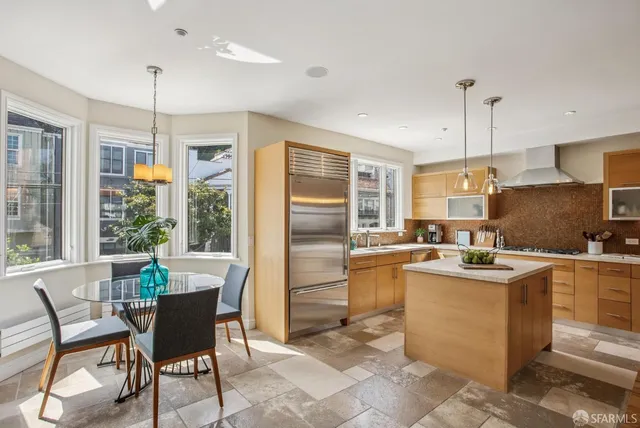 $5,950,000 | 2550 Greenwich Street, San Francisco, CA 94123