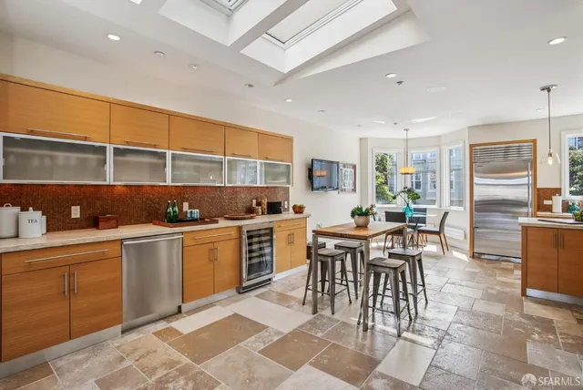 $5,950,000 | 2550 Greenwich Street, San Francisco, CA 94123