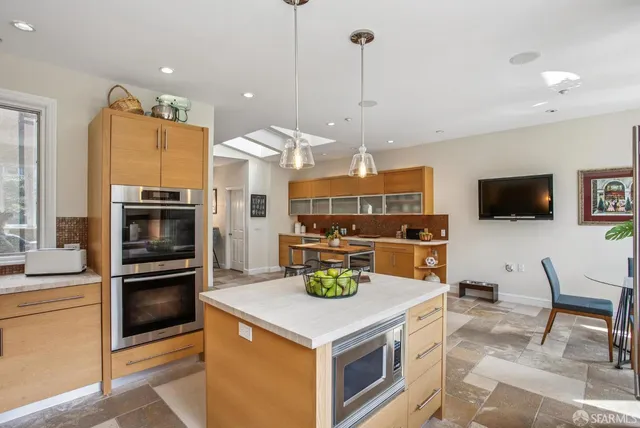 $5,950,000 | 2550 Greenwich Street, San Francisco, CA 94123