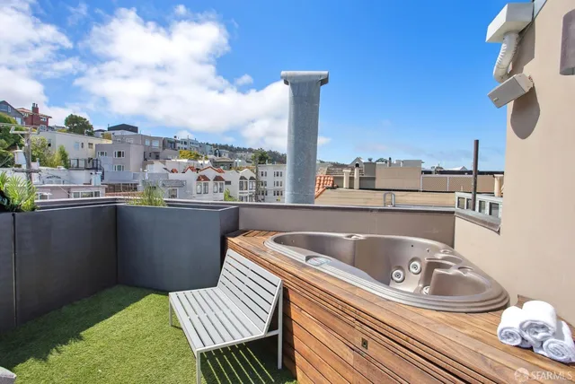 $5,950,000 | 2550 Greenwich Street, San Francisco, CA 94123