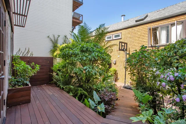 $5,950,000 | 2550 Greenwich Street, San Francisco, CA 94123