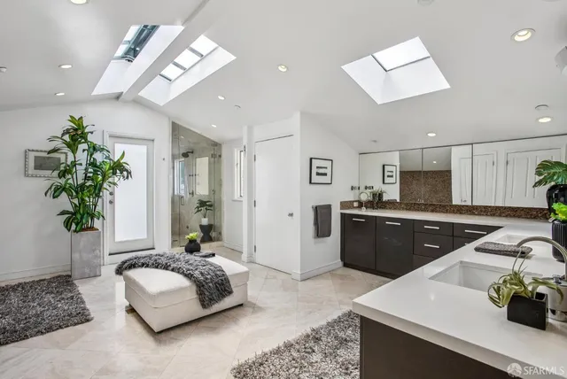 $5,950,000 | 2550 Greenwich Street, San Francisco, CA 94123