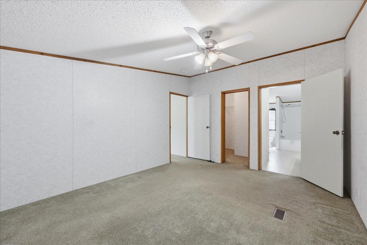 385 West Davis Loop Vidor, TX 77662 - Photo 15 of 28