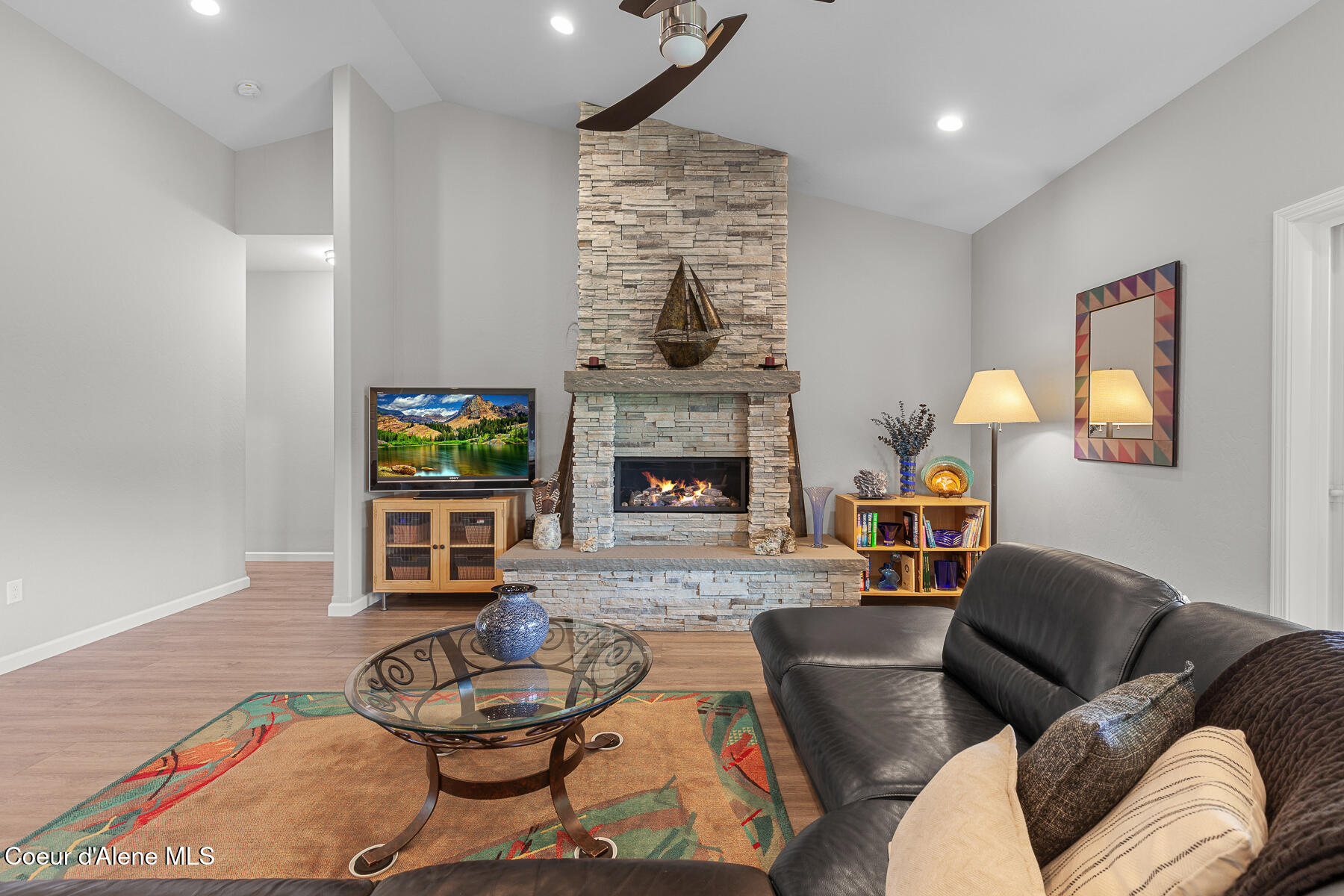 125 Golfview Lane Sandpoint, ID 83864 - Photo 7 of 49 Floor to ceiling gas fireplace