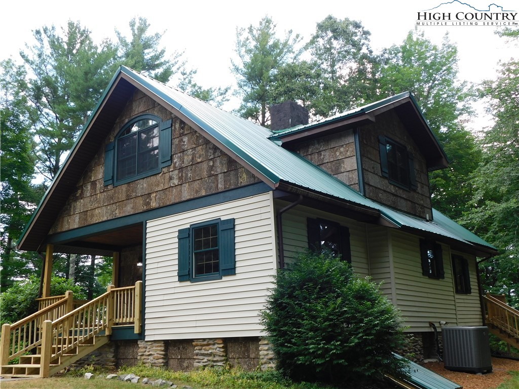 7530 Gingercake Road Newland, NC 28657 - Photo 3 of 43 Gallery Image 3