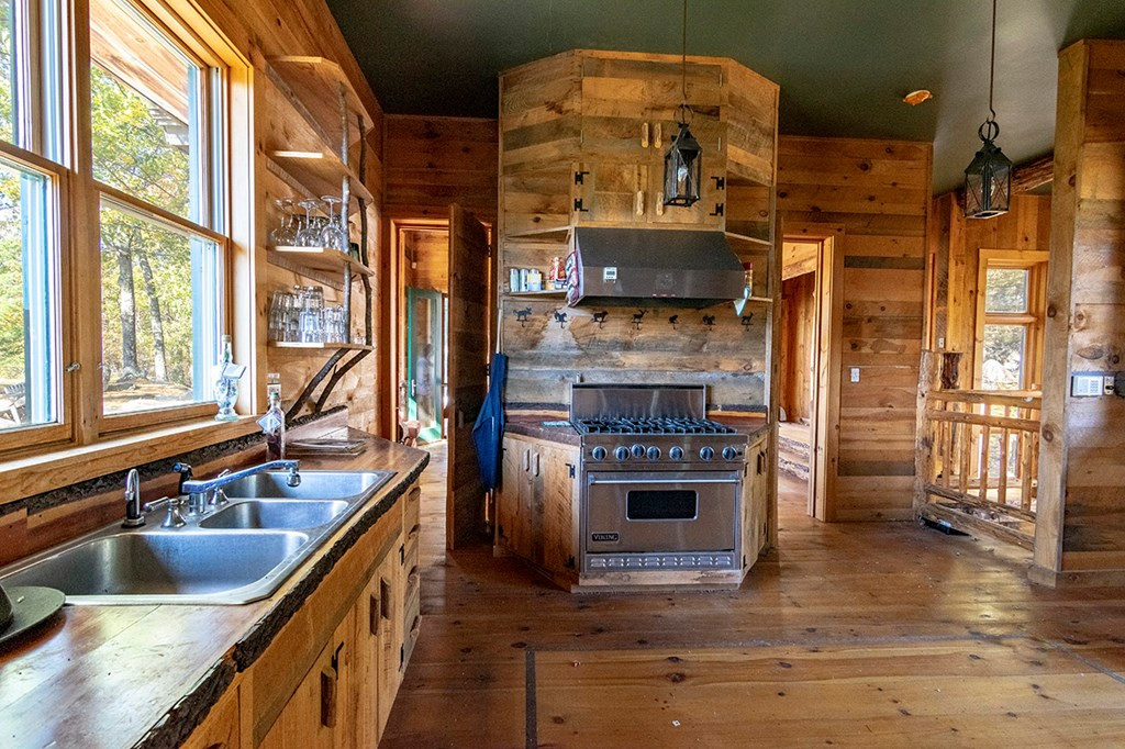 211 Beede Road Keene, NY 12942 - Photo 5 of 14 Gallery Image 5