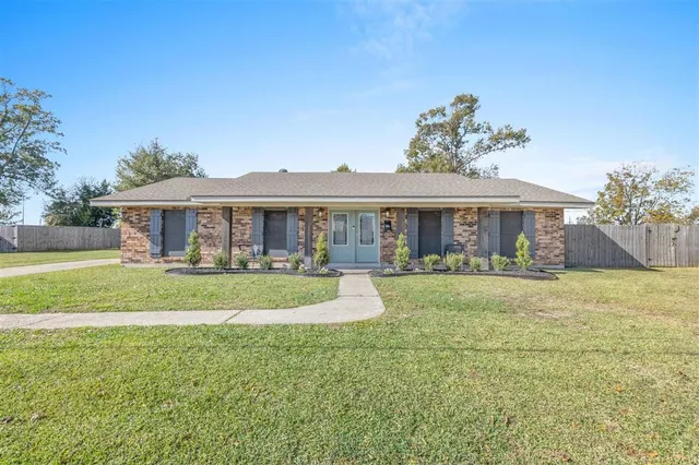 $240,000 | 1709 Matilda Street, Westlake, LA 70669