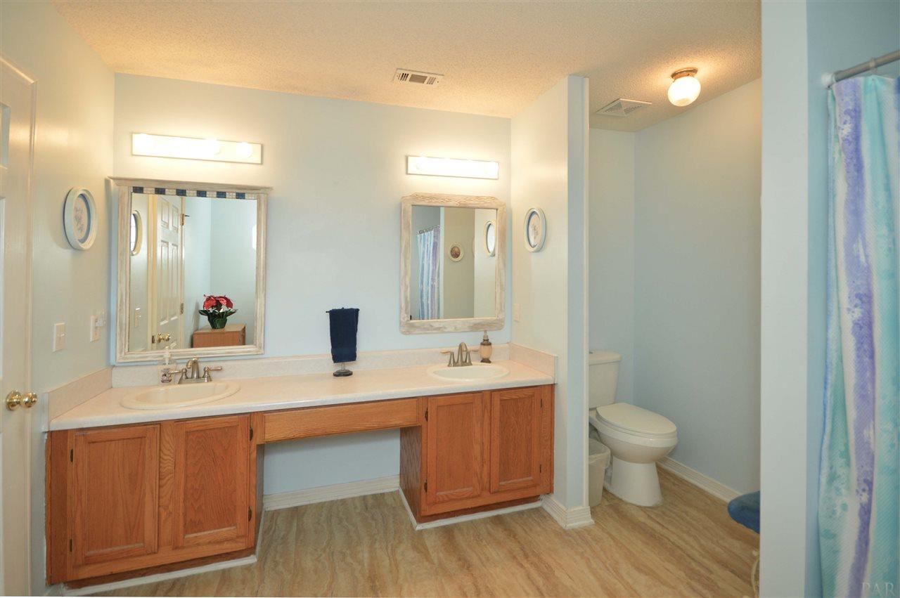 5765 Admirals Road Milton, FL 32583 - Photo 23 of 41 Gallery Image 23