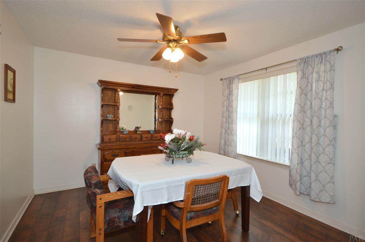 5765 Admirals Road Milton, FL 32583 - Photo 7 of 41 Gallery Image 7