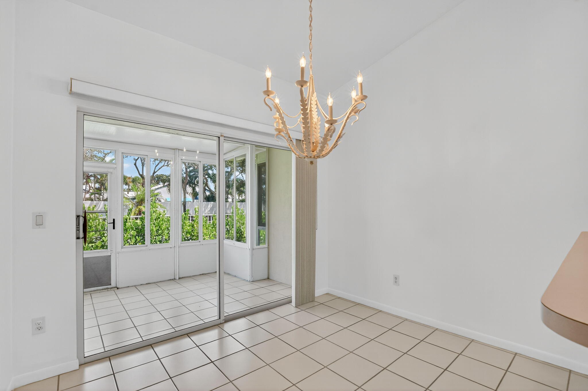 17215 Boca Club Boulevard, Unit 2 Boca Raton, FL 33487 - Photo 12 of 35 Breakfast room
