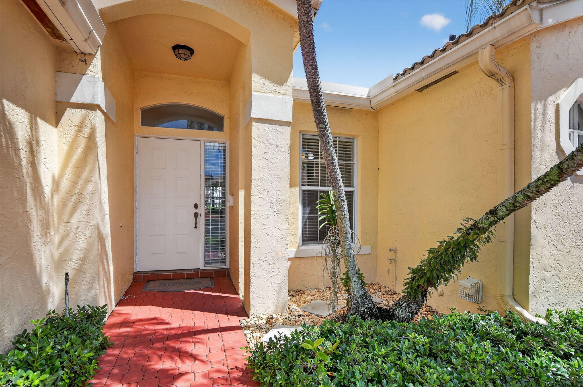 17215 Boca Club Boulevard, Unit 2 Boca Raton, FL 33487 - Photo 2 of 35 4-web-or-mls-038_DSC_2219