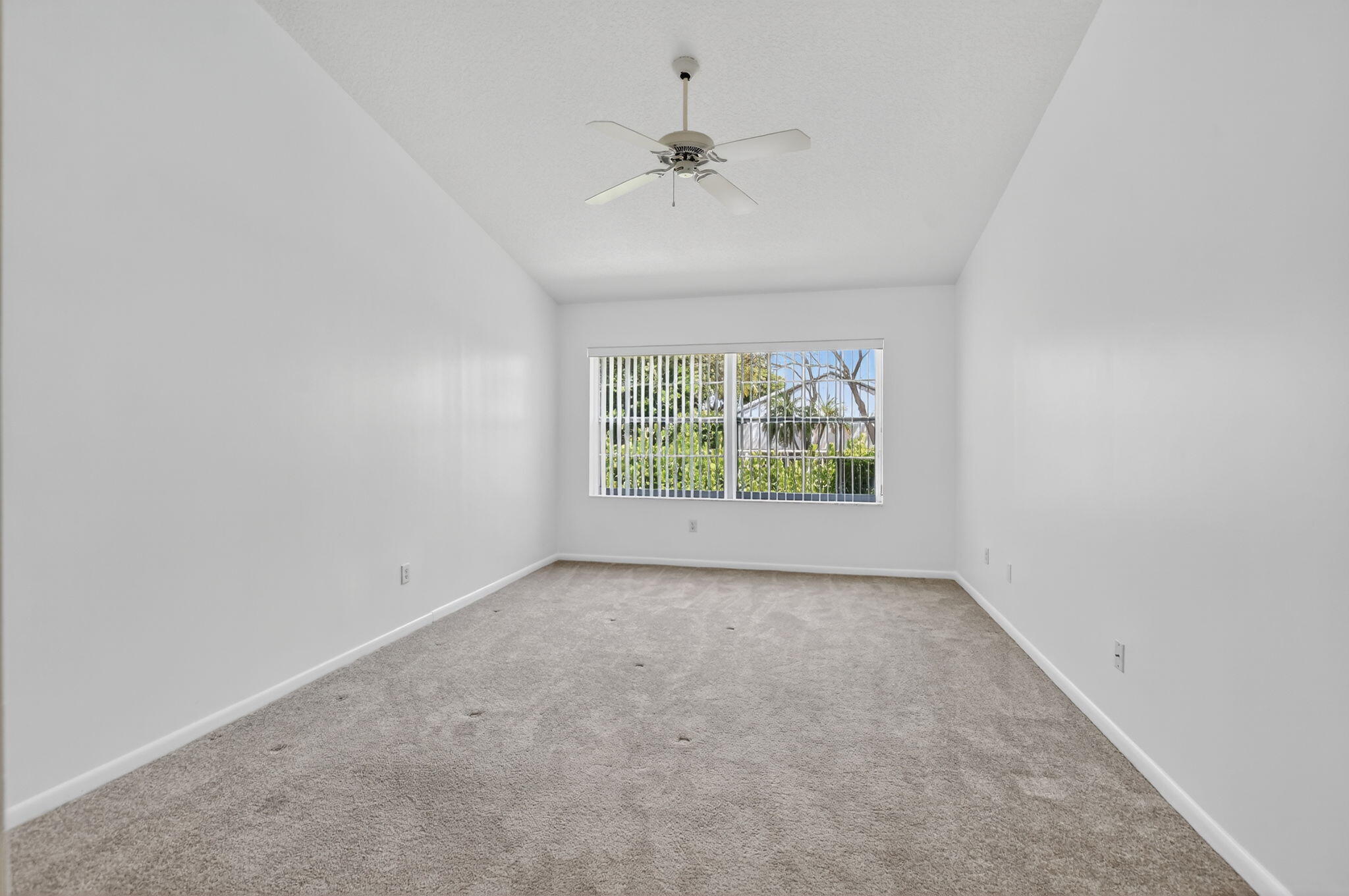 17215 Boca Club Boulevard, Unit 2 Boca Raton, FL 33487 - Photo 23 of 35 Primary bedroom