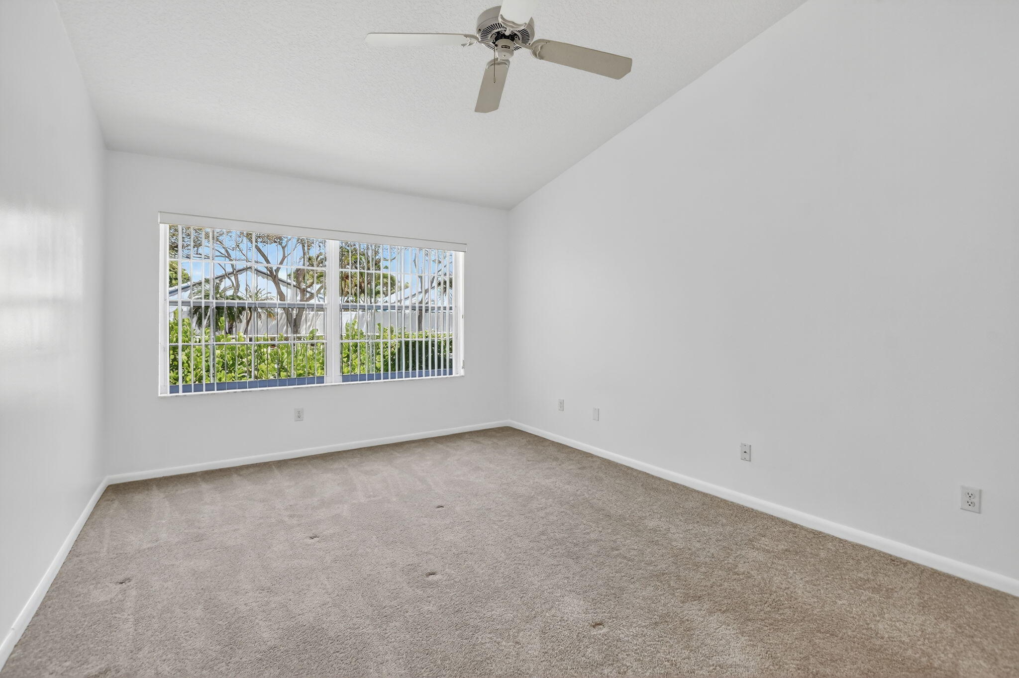17215 Boca Club Boulevard, Unit 2 Boca Raton, FL 33487 - Photo 24 of 35 Primary bedroom