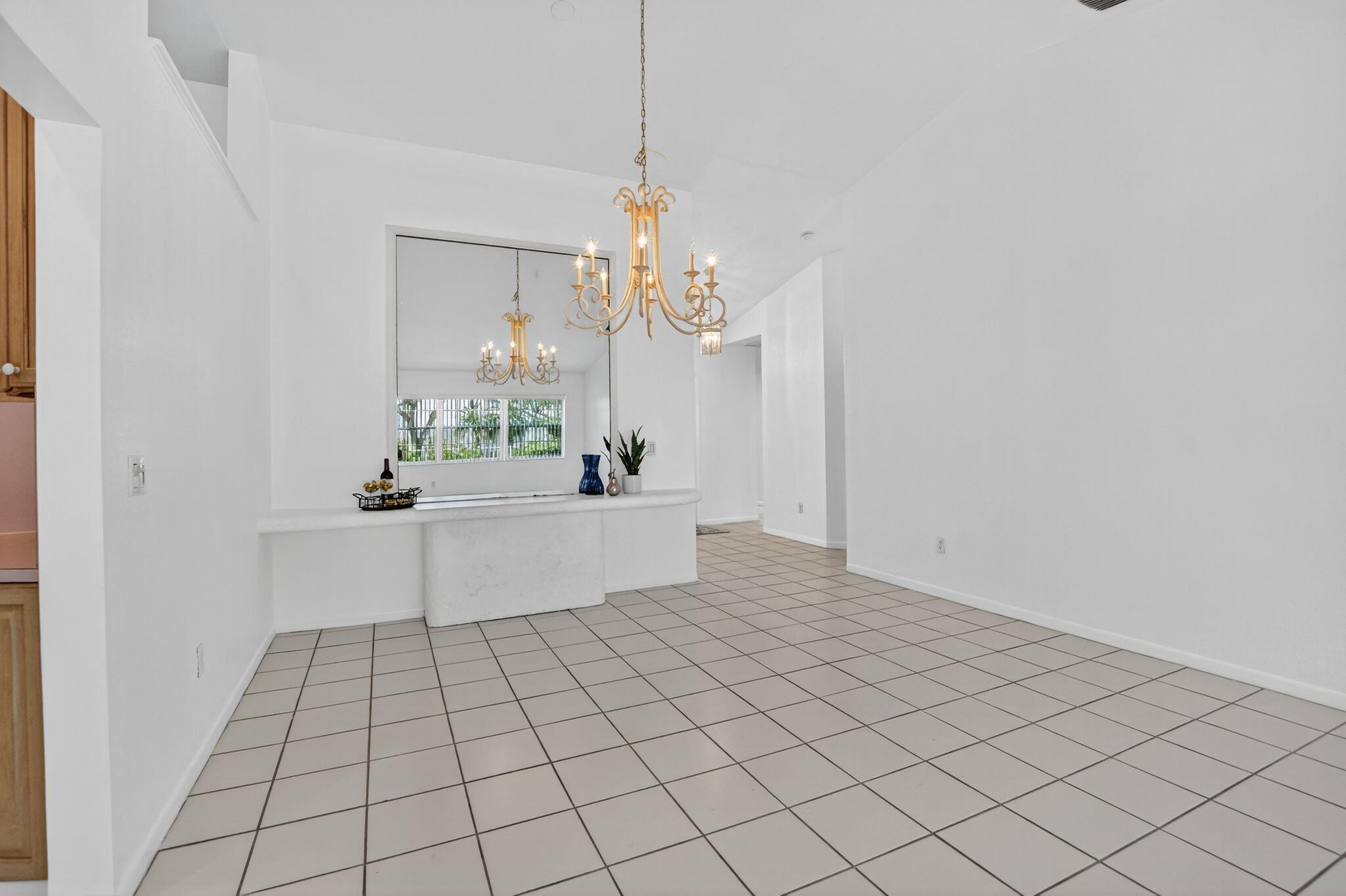 17215 Boca Club Boulevard, Unit 2 Boca Raton, FL 33487 - Photo 7 of 35 Dining room