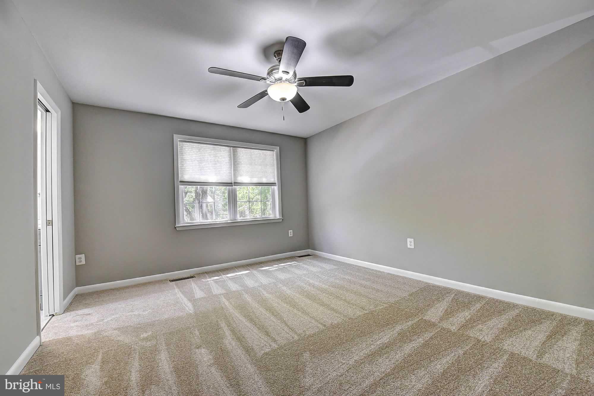 2226 Gunsmith Square Reston, VA 20191 - Photo 20 of 35 a view of empty room with window