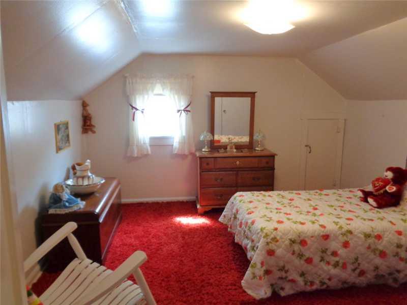 312 Mercer Road Greenville, PA 16125 - Photo 13 of 16 Bedroom.