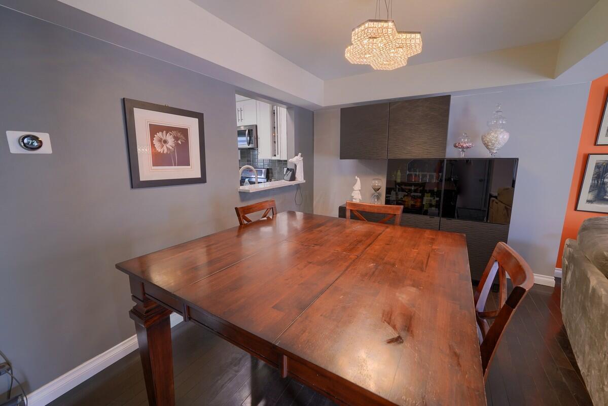 2139 Sandston Road Columbus, OH 43220 - Photo 12 of 49
