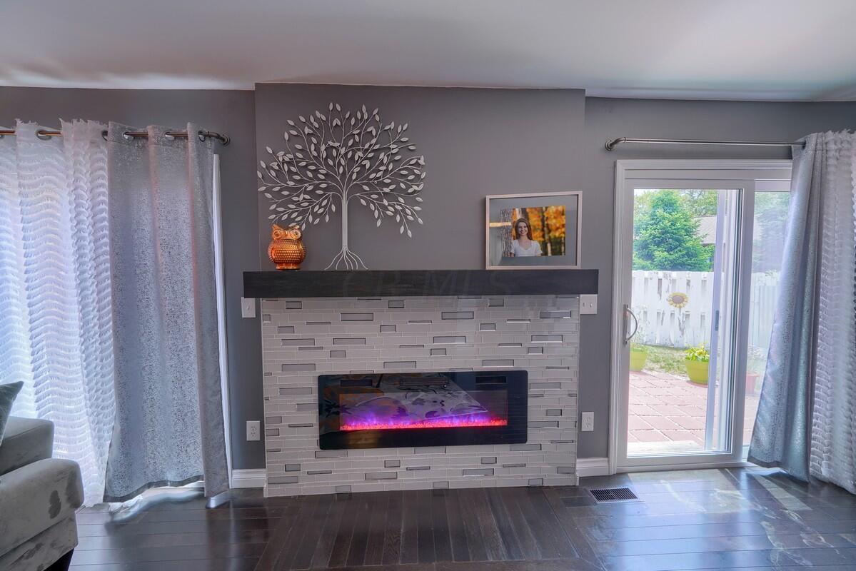 2139 Sandston Road Columbus, OH 43220 - Photo 7 of 49