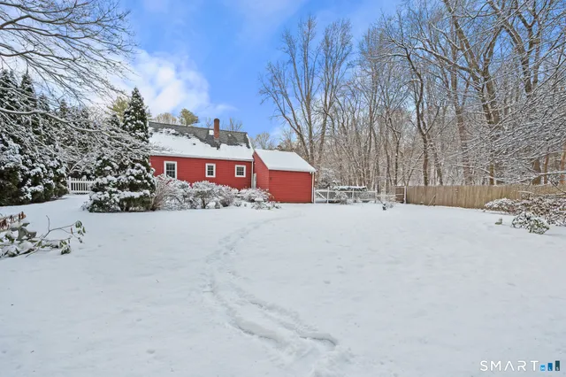 $289,000 | 164 St John Street, Manchester, CT 06040