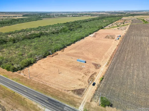 $850,000 | 2415 Farm To Market Road 1518, St. Hedwig, TX 78152