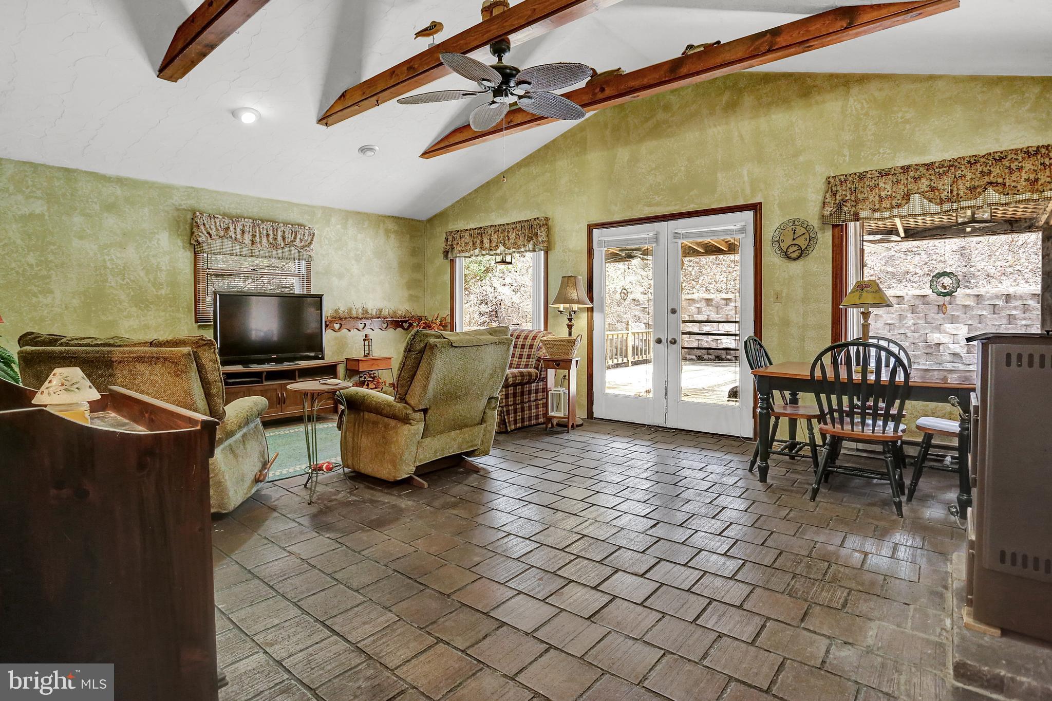 301 Racetrack Road Hanover, PA 17331 - Photo 11 of 35 Gallery Image 11