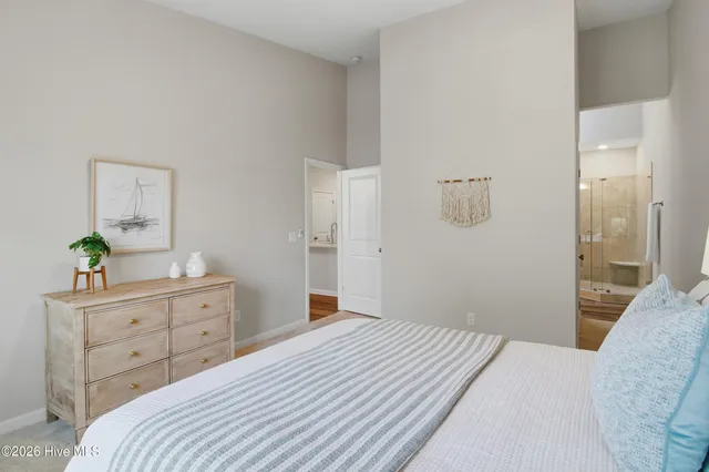 $275,000 | 204 Fullford Lane, Unit 204, Wilmington, NC 28412