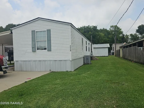 $1,295 | 1704 Southport Boulevard, New Iberia, LA 70560