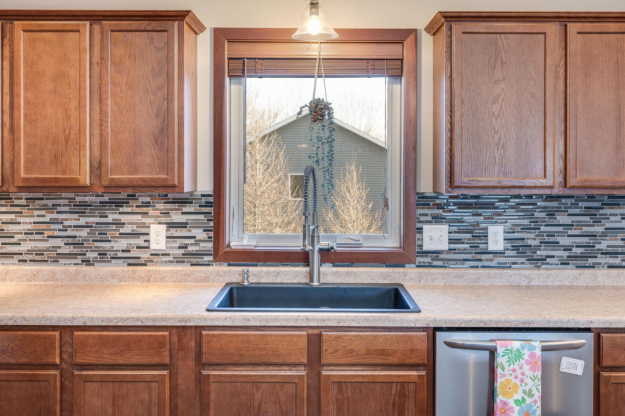 403 Perry Street Eagle Lake, MN 56024 - Photo 12 of 40