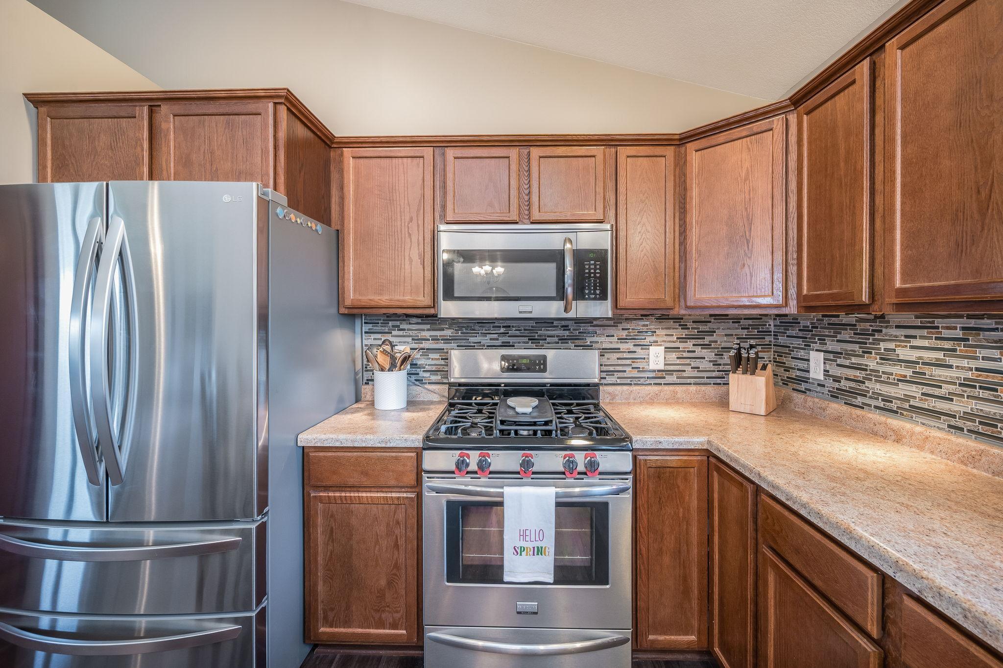 403 Perry Street Eagle Lake, MN 56024 - Photo 13 of 40