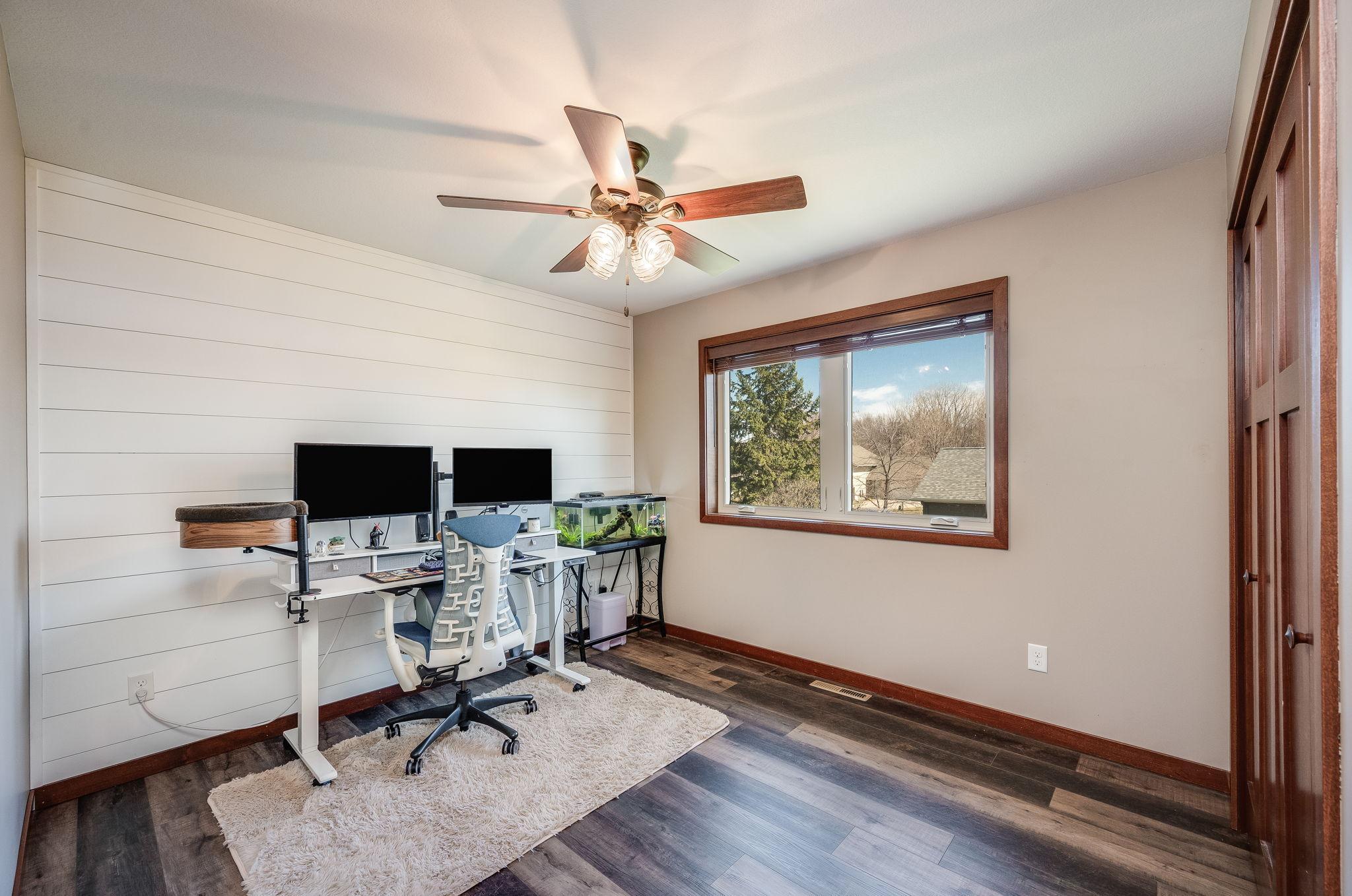 403 Perry Street Eagle Lake, MN 56024 - Photo 18 of 40