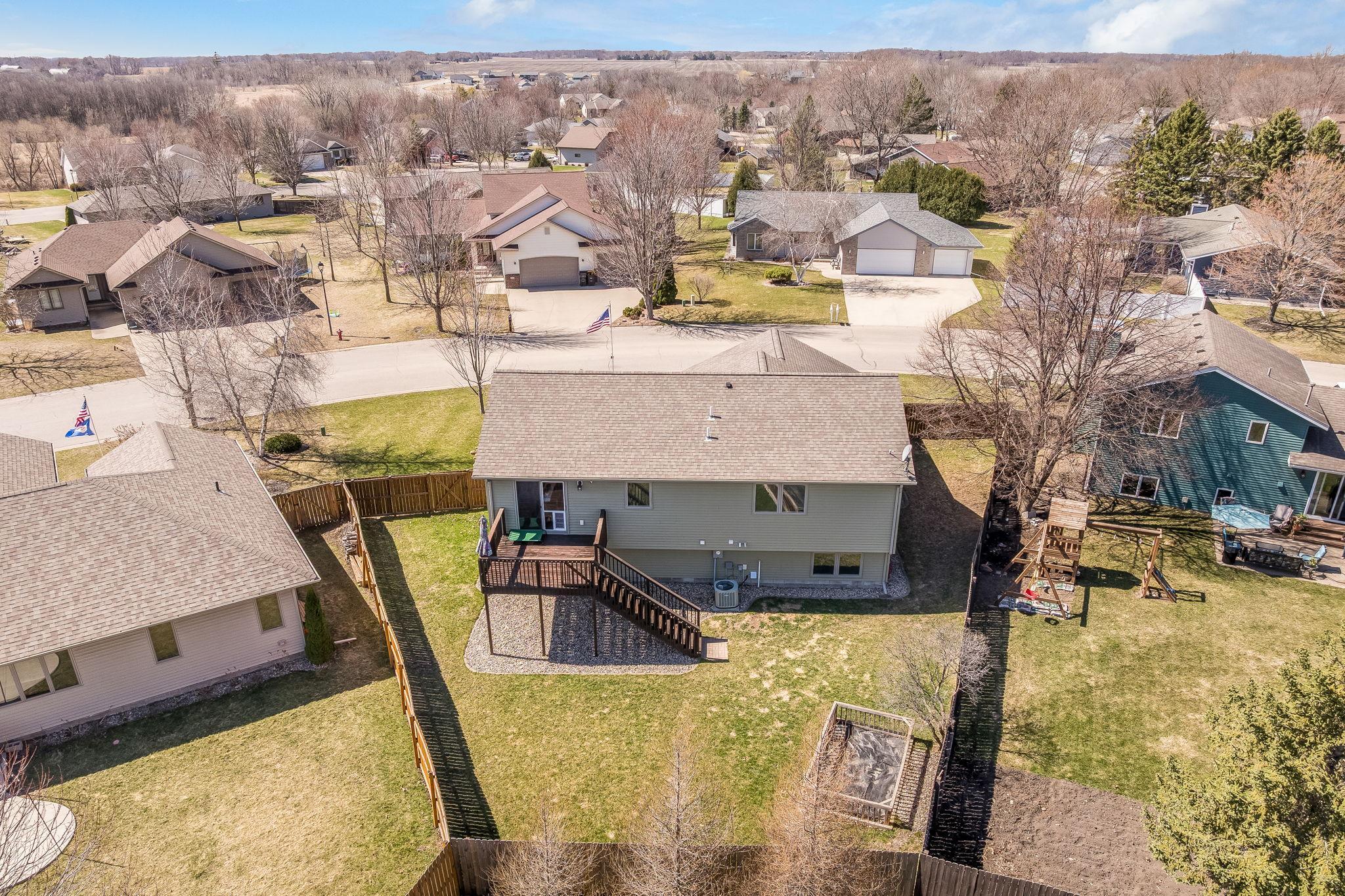 403 Perry Street Eagle Lake, MN 56024 - Photo 31 of 40