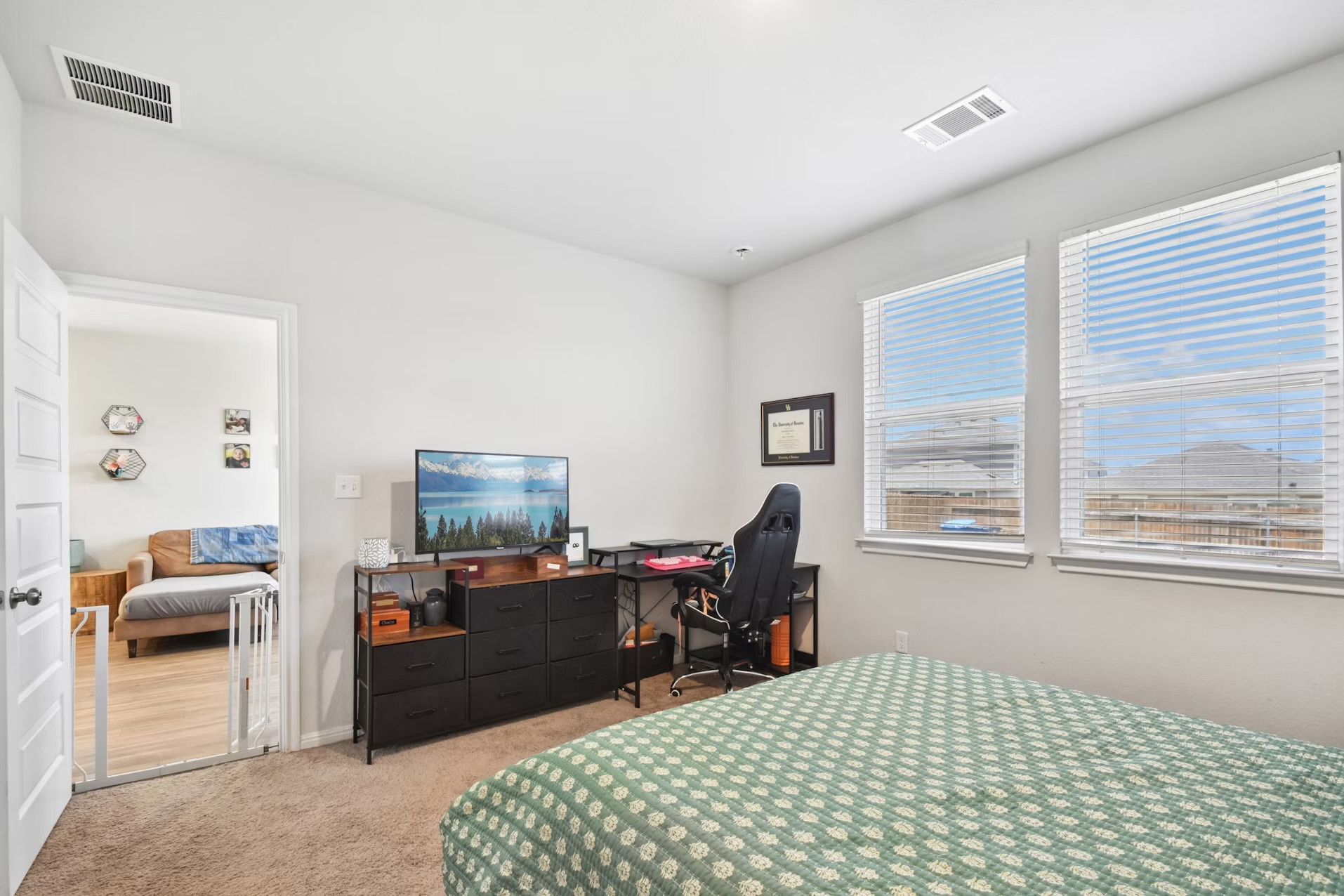 255 Spirit Street Elgin, TX 78621 - Photo 16 of 24 Gallery Image 16