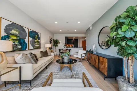 $995,000 | 3620 Cesar Chavez, Unit 404, San Francisco, CA 94110