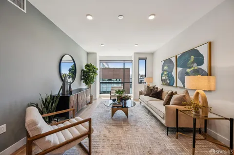 $995,000 | 3620 Cesar Chavez, Unit 404, San Francisco, CA 94110